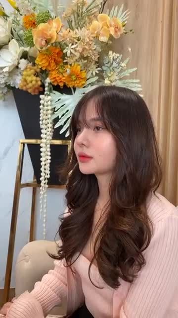 "Giờ em chụp ảnh góc mặt nào cũng đẹp..."