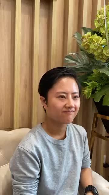 MC Hải Linh rạng rỡ sau 8 ngày nâng mũi dáng Sline cao