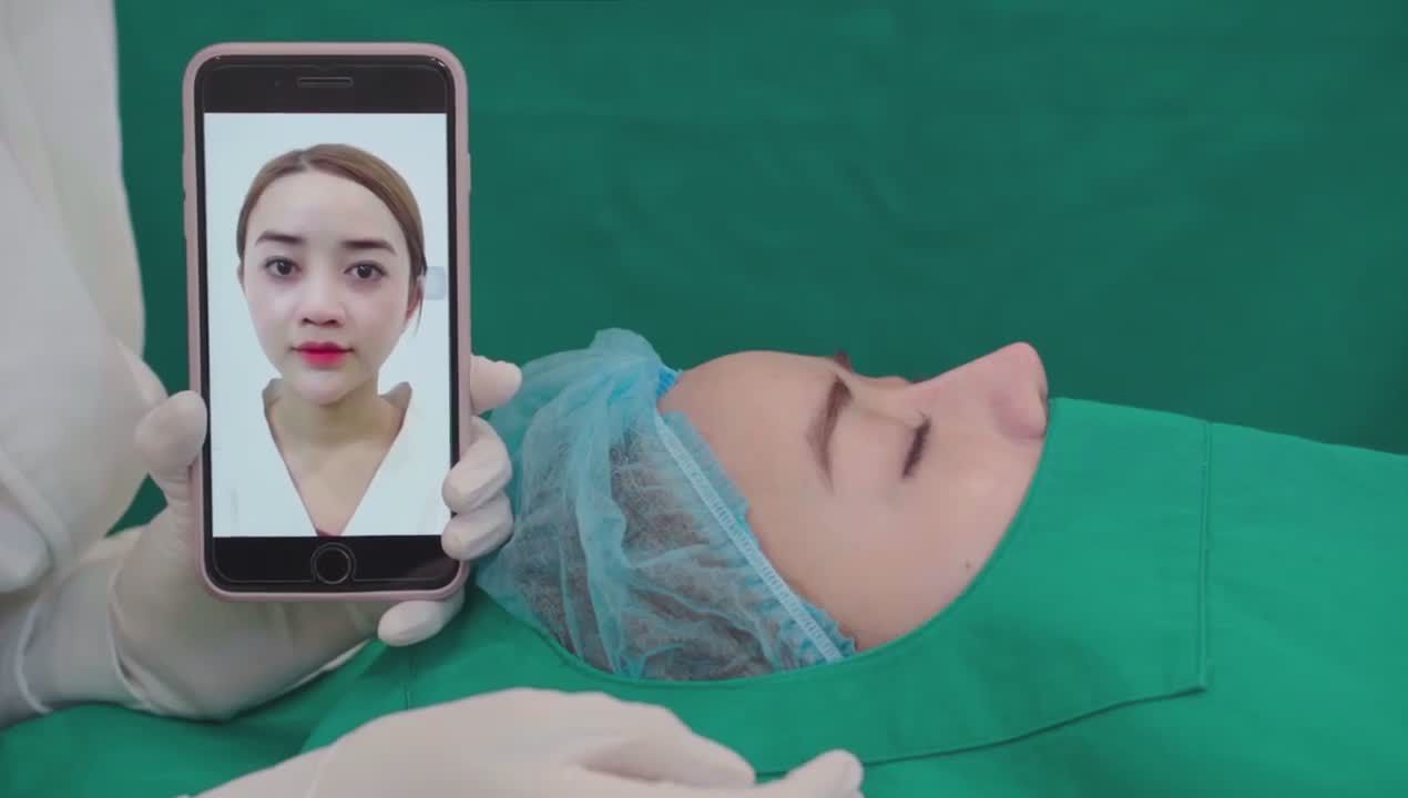 Nâng mũi đổi vận đầu xuân.