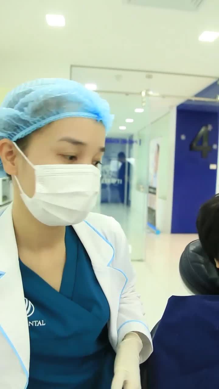 NỮ HOÀNG HẠNH PHÚC VERA HÀ ANH QUAY TRỞ LẠI JUN DENTAL SAU 2 NĂM THẨM MỸ RĂNG SỨ - CÔ ẤY SẼ NÓI GÌ