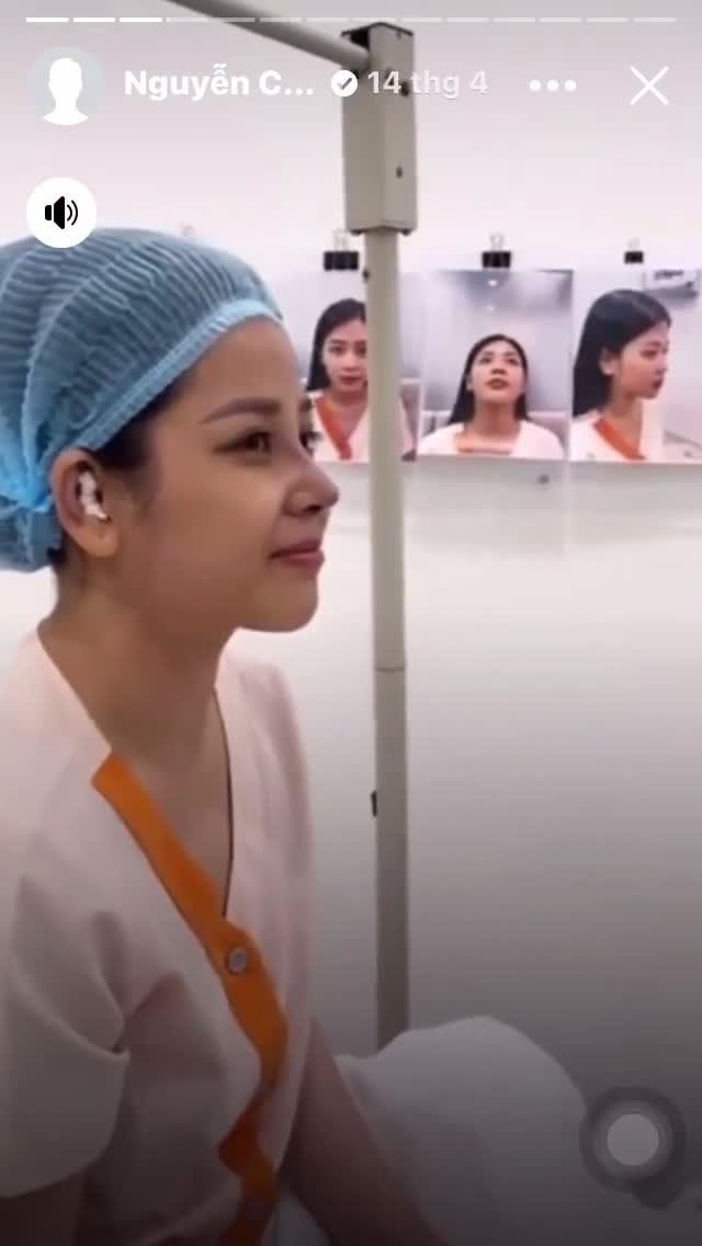 "Story nâng mũi" của nàng MC xinh đẹp