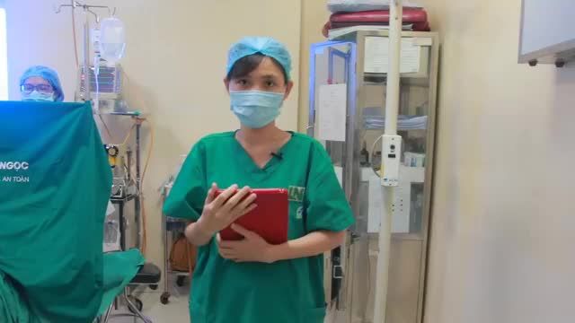 Trải qua gần 2 giờ thực hiện hút mỡ kết hợp tạo dáng vùng bị nhăn chùng cho Chị KH, hiện tại đã có kết quả.