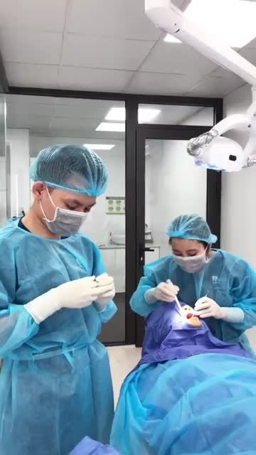 Ca cấy ghép 01 trụ Implant Dio Hàn Quốc cho anh khách hàng sn 1974 đến từ Hạ Long do BS Tạ Quang Lưu thực hiện tại chi nhánh Quảng Ninh