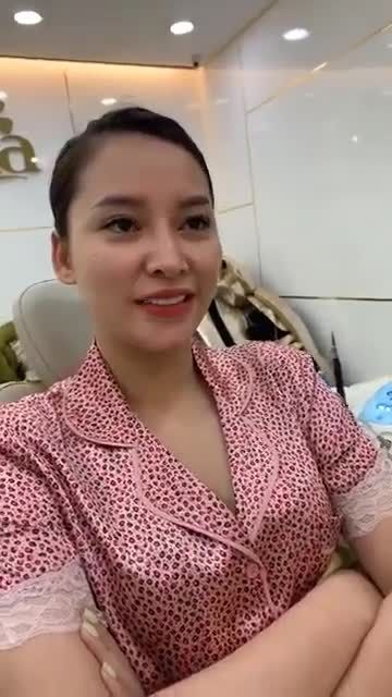 Case trực tiếp khách hàng Thùy Linh - VENEER 17 RĂNG SỨ EMAX