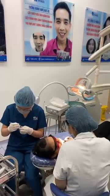 GẮN MÁC CÀI KIM LOẠI THƯỜNG TẠI NHA KHOA PARIS KIM MÃ