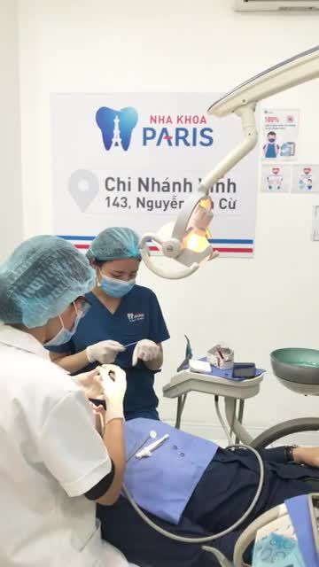 Gắn mắc cài kim loai tự buộc cho KH Trần Văn Thân đến từ Yên Thành. Do bs Nguyễn Thanh Huyền và ekip Vinh thực hiện!