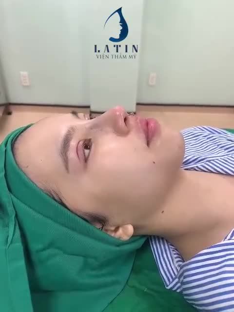 Hài hoà trên từng đường nét.