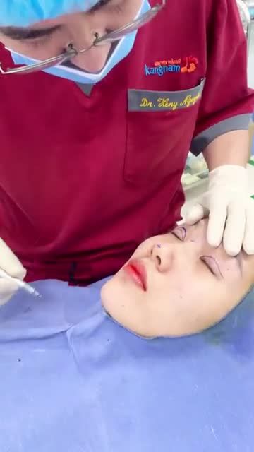 Kangnam - Bác sĩ trực tiếp phân tích ca phẫu thuật cắt mí - nâng mũi tại BVTM KANGNAM