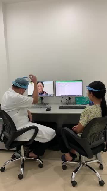 SAU KHI TRỒNG RĂNG IMPLANT TOÀN HÀM KHÁCH HÀNG CẢM THẤY NHƯ THẾ NÀO?