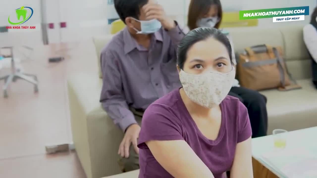 SẼ THẾ NÀO KHI SAU 10 NĂM CHÚNG TA MỚI THẤY LẠI NỤ CƯỜI RẠNG RỠ CỦA NGƯỜI THÂN