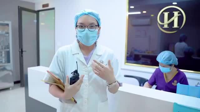 Bác sĩ làm việc xuyên trưa giải cứu thành công ca sụp mí bẩm sinh + Từng chỉnh hình mí 1 lần nhưng chưa thành công