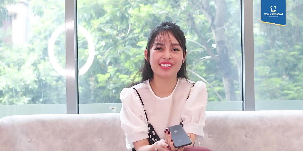 Chị Phương Anh sau 3 năm làm răng sứ tại Nha khoa Ngân Phượng cùng bác sĩ Tuấn thậm chí còn tăng cân, lại còn ăn kem được nhiều hơn mà chẳng lo ê buốt nữa đó ạ.