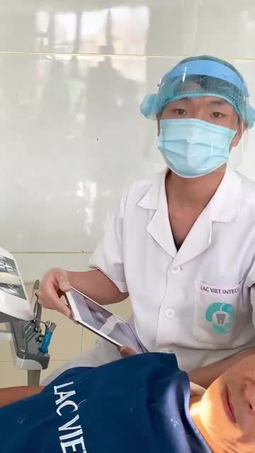 KHÁCH HÀNG LẮP RĂNG SỨ SAU KHI TRỒNG RĂNG IMPLANT TẠI NHA KHOA LẠC VIỆT INTECH NÓI GÌ?