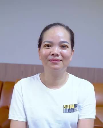 Làm mí sau 7 ngày cứ bị trẻ ra thế này bảo sao vị khách hàng của chúng tôi không cười hạnh phúc được cơ chứ