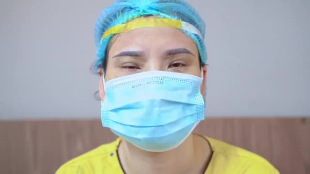Nâng cung mày có thể giúp chị em phụ nữ tuổi trung niên lấy lại đôi mắt nhẹ nhàng, trẻ trung, rạng rỡ Mời quý khách hàng cùng đón xem