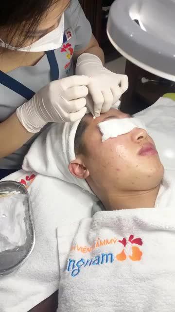 WOW!!! Buổi đầu tiên trị mụn Hiệu quả bất ngờ!!! Cùng xem quy trình trị mụn tuyệt vời tại BVTM Kangnam!