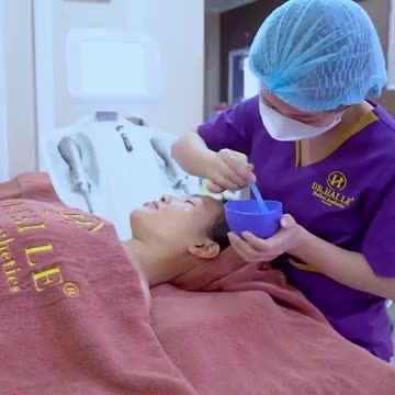 Ngoài U30++ da mặt bắt đầu lão hóa phương pháp nào có thể giúp làn da của bạn luôn chắc khỏe săn mịn? Cùng theo dõi tại video này bạn nhé