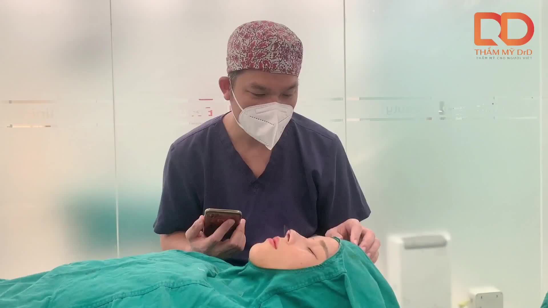 Nâng mũi Perfect Dform mang lại dáng mũi chuẩn và đẹp tự nhiên, kết quả lâu bền cho khách hàng.