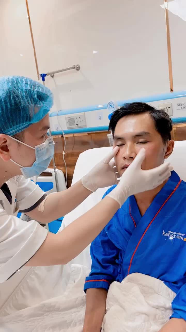 Chỉnh hình hàm mặt bây giờ có đẹp kịp Tết  Xem ngay Livestream