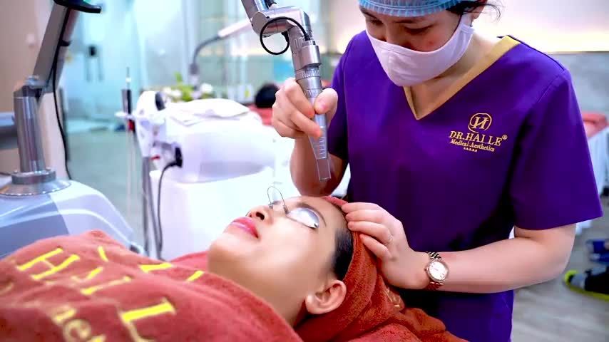 Dấu hiệu lão hóa da ở phụ nữ ngoài 20 có giải pháp nào khắc phục Theo dõi video ngay sau đây