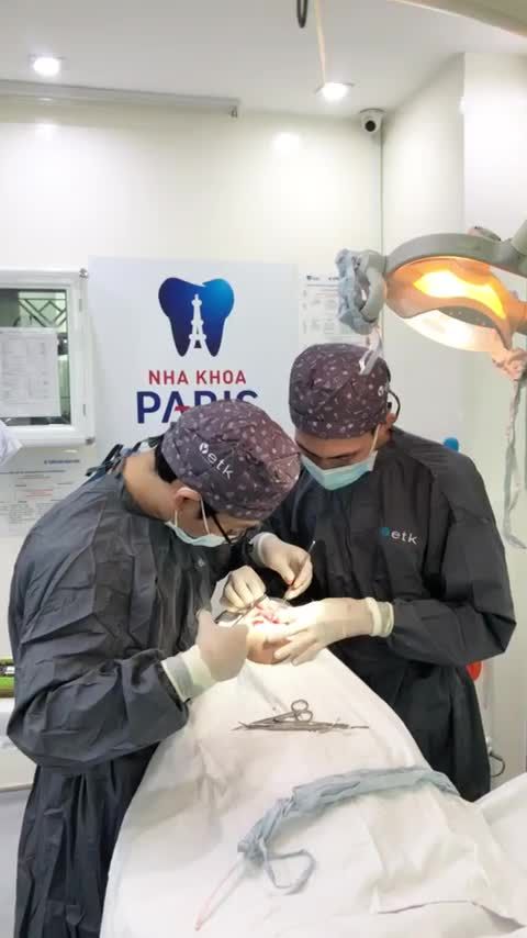 Phẫu thuật cấy ghép 01 trụ Dentium Hàn Quốc