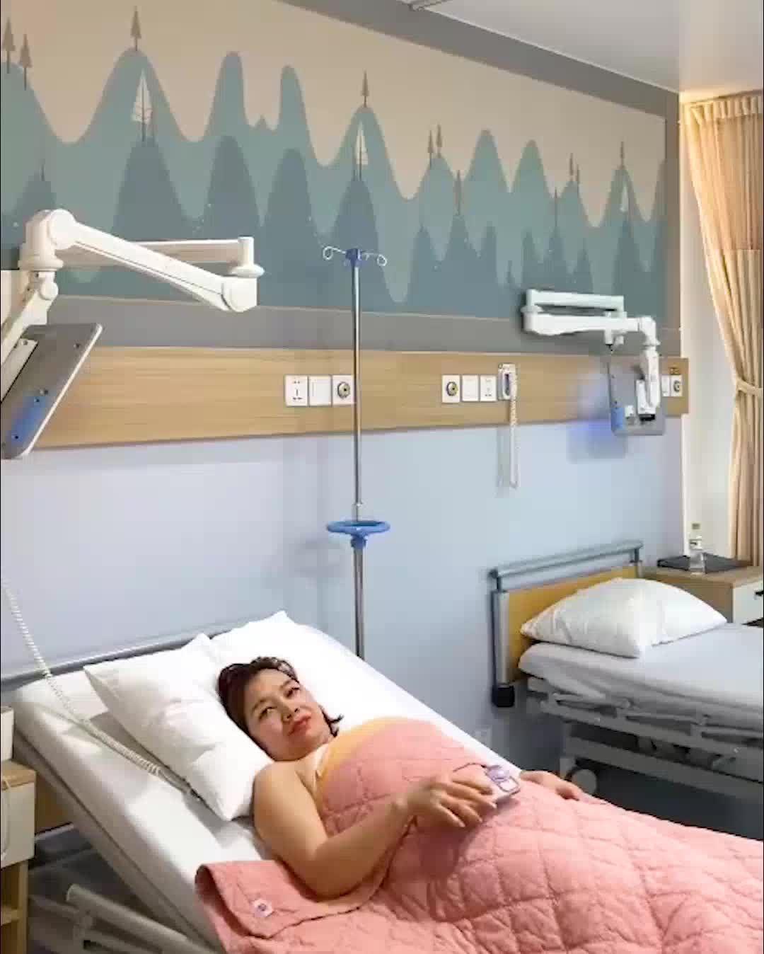 Chia sẻ của khách hàng Việt Kiều Đức chị Thu sau 2 ngày Hút mỡ + Nâng ngực tại Hồng Ngọc.