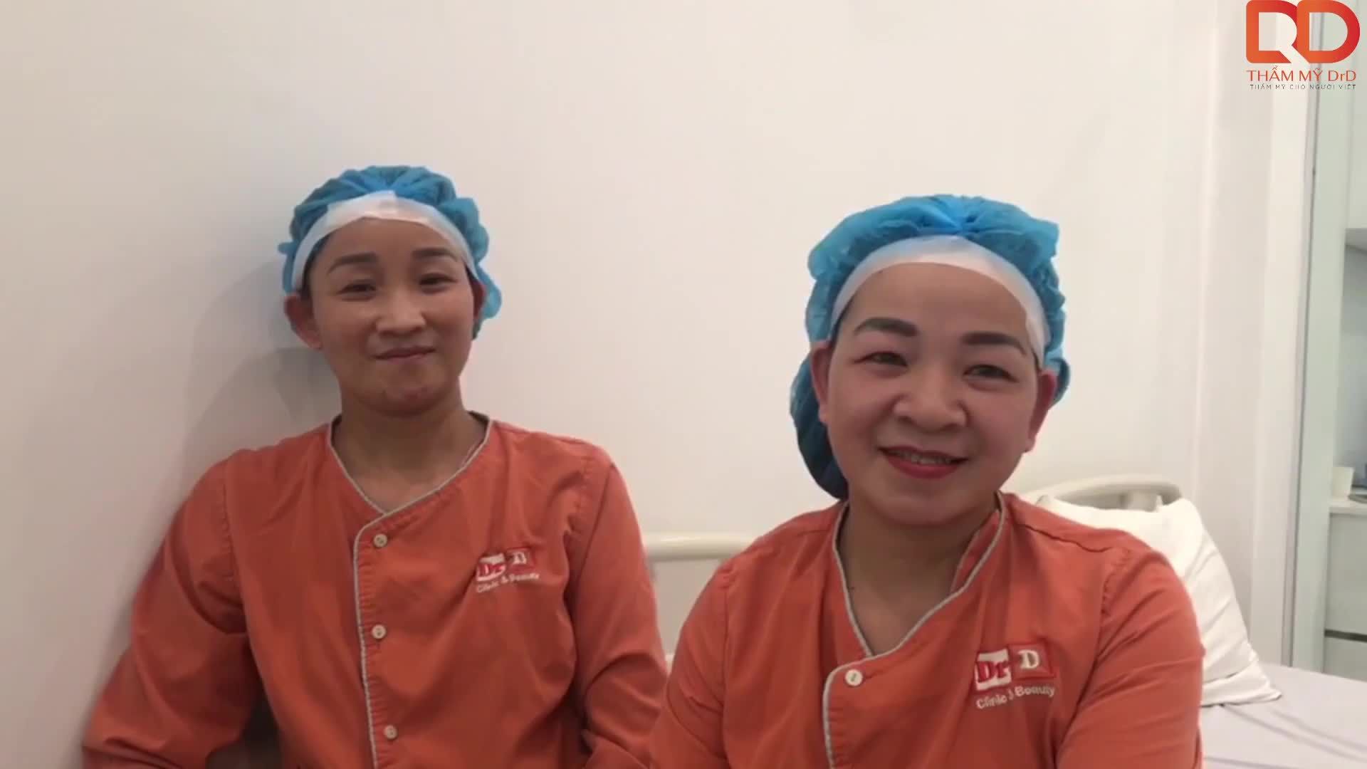 2 chị em chị khách hàng đi từ Tuyên Quang xuống Thẩm mỹ DrD để thực hiện nâng cung mày và cắt mí Elite Eyes.