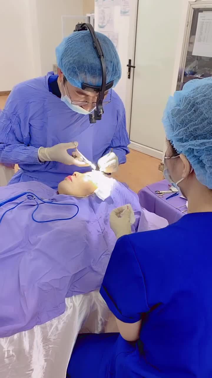 Bước cuối cùng của nâng cung mày