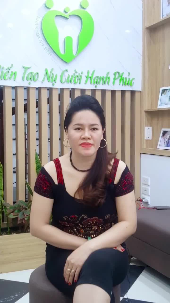 FEEDBACK KHÁCH HÀNG SAU KHI THẨM MỸ RĂNG