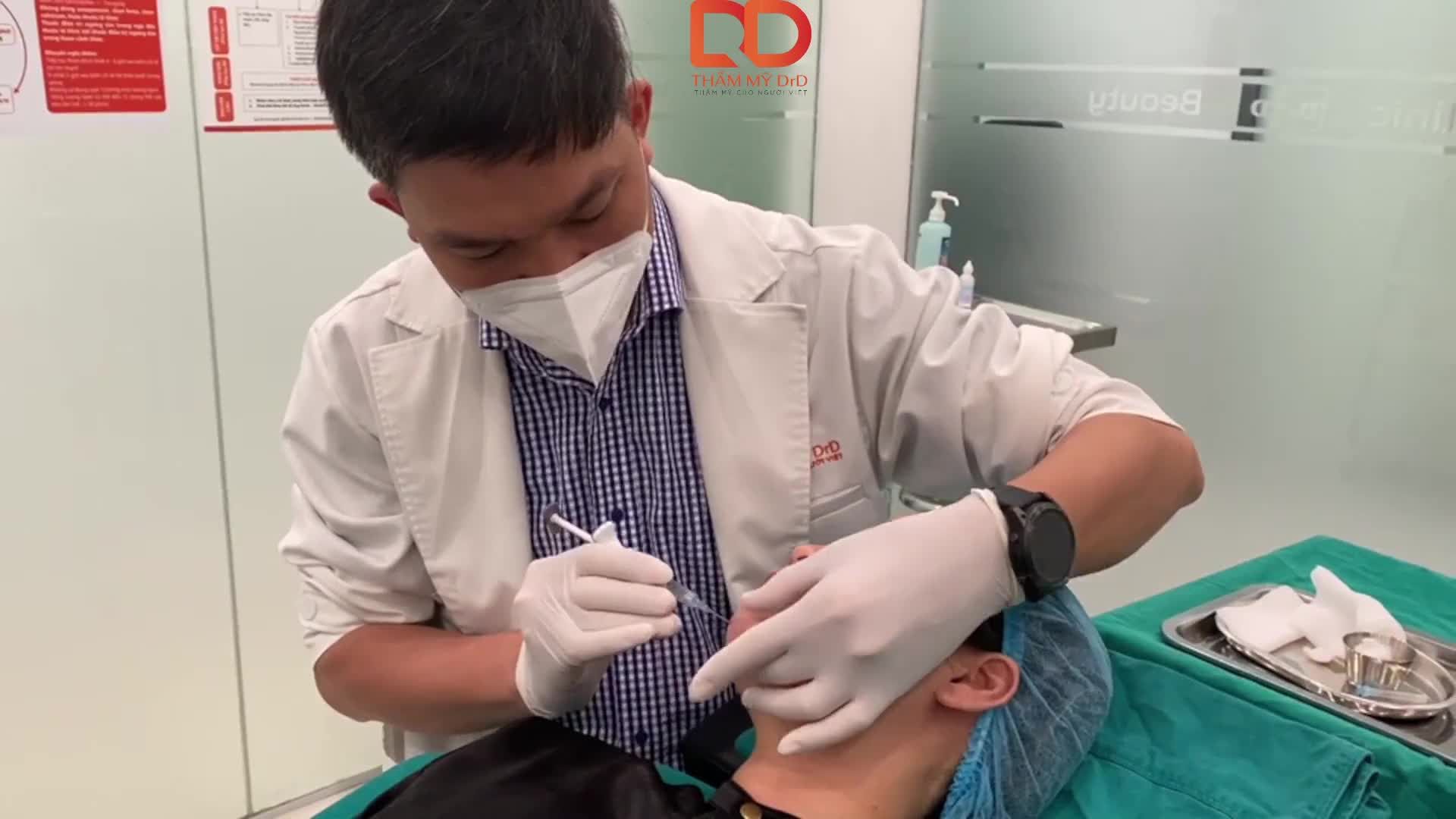 Tiêm cằm - Tạo dáng cằm Vline thon gọn, đẹp tinh tế chỉ sau 5 phút.