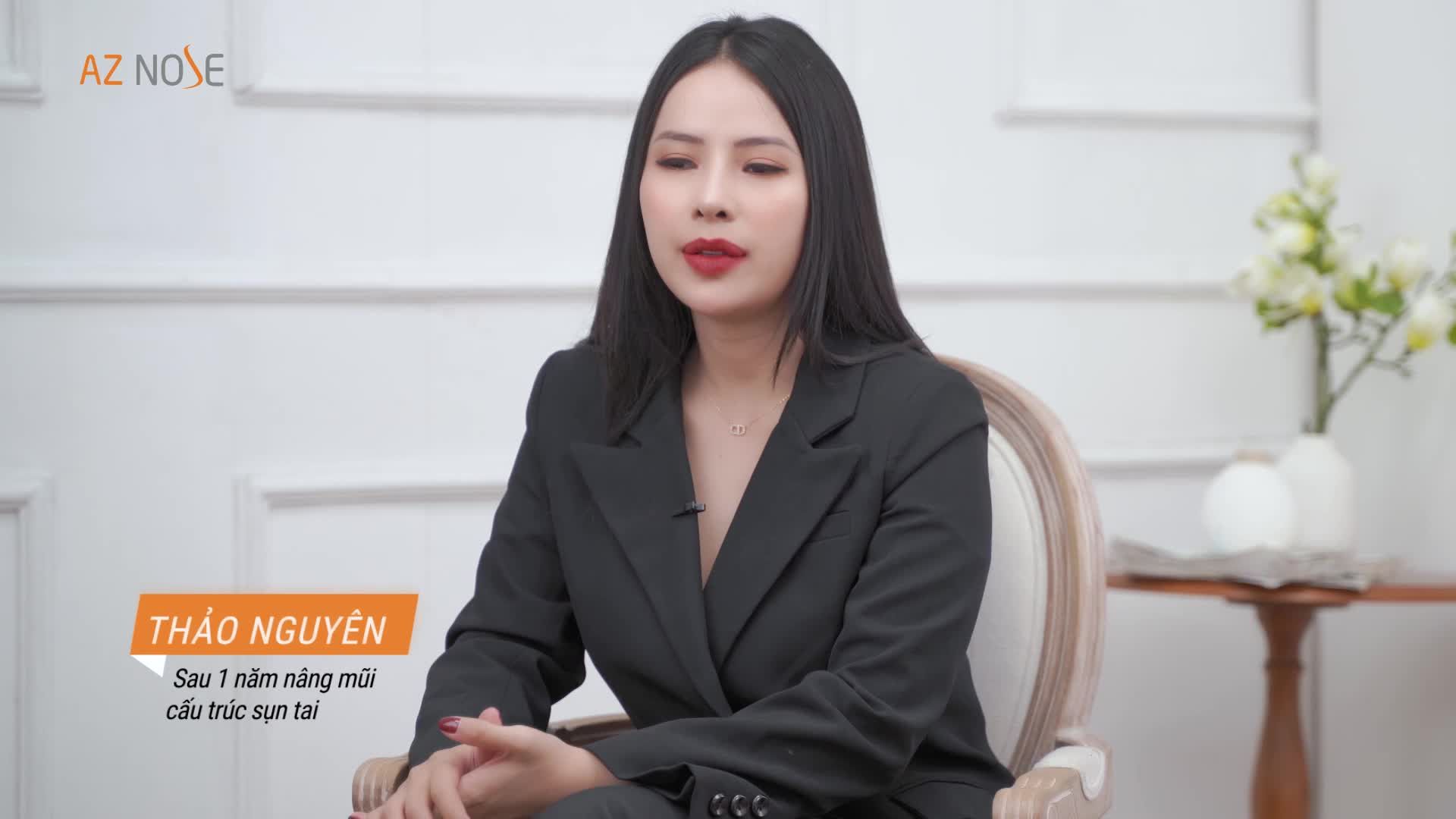 Khi ngồi dậy xem dáng mũi, mình rất vui và xúc động