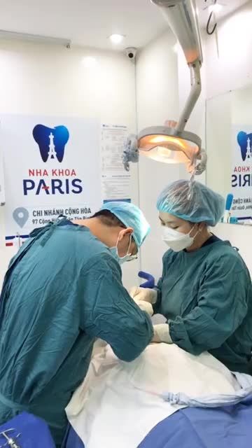 Phẫu thuật cấy ghép 01 trụ Dentium Hàn Quốc tại Nha khoa Paris …