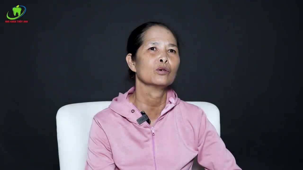 GIẢI PHÁP PHÙ HỢP CHO CÔ CHÚ MẤT RĂNG TOÀN HÀM