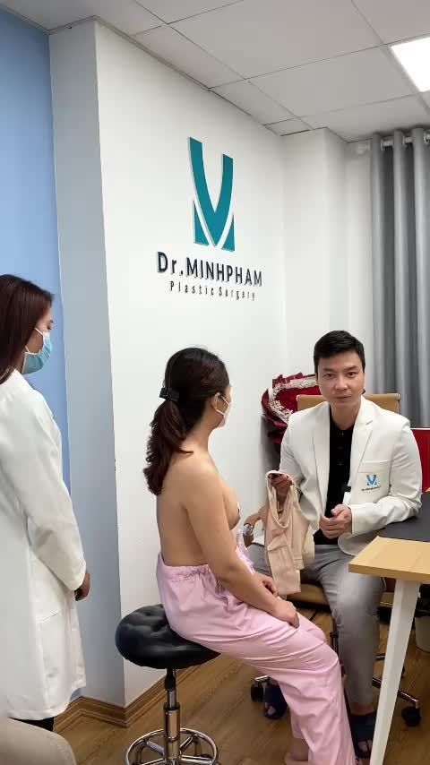 Xinh đẹp, tự tin hơn nhờ Nâng cấp V1 tại Dr Minh Phạm.