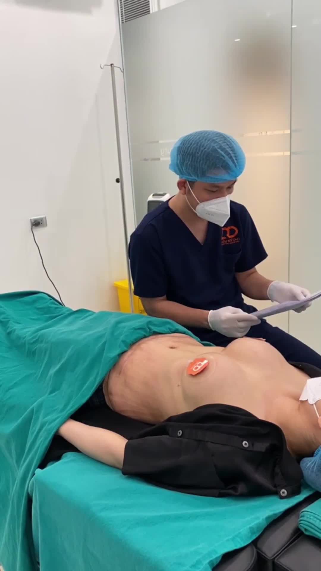 Vẫn là SIÊU ÂM tái khám sau phẫu thuật nhưng hôm nay lại là COMBO PHẪU THUẬT KIẾN TẠO ĐƯỜNG CONG sau 1 tháng
