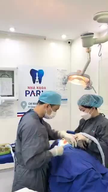Chia sẻ của Bác sĩ trong quá trình trồng răng implant tại nha khoa Paris 97 Cộng Hoà
