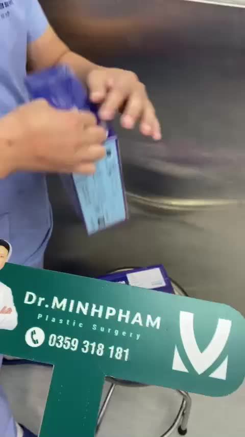 Quá Trình  Đập Hộp Túi Ngực