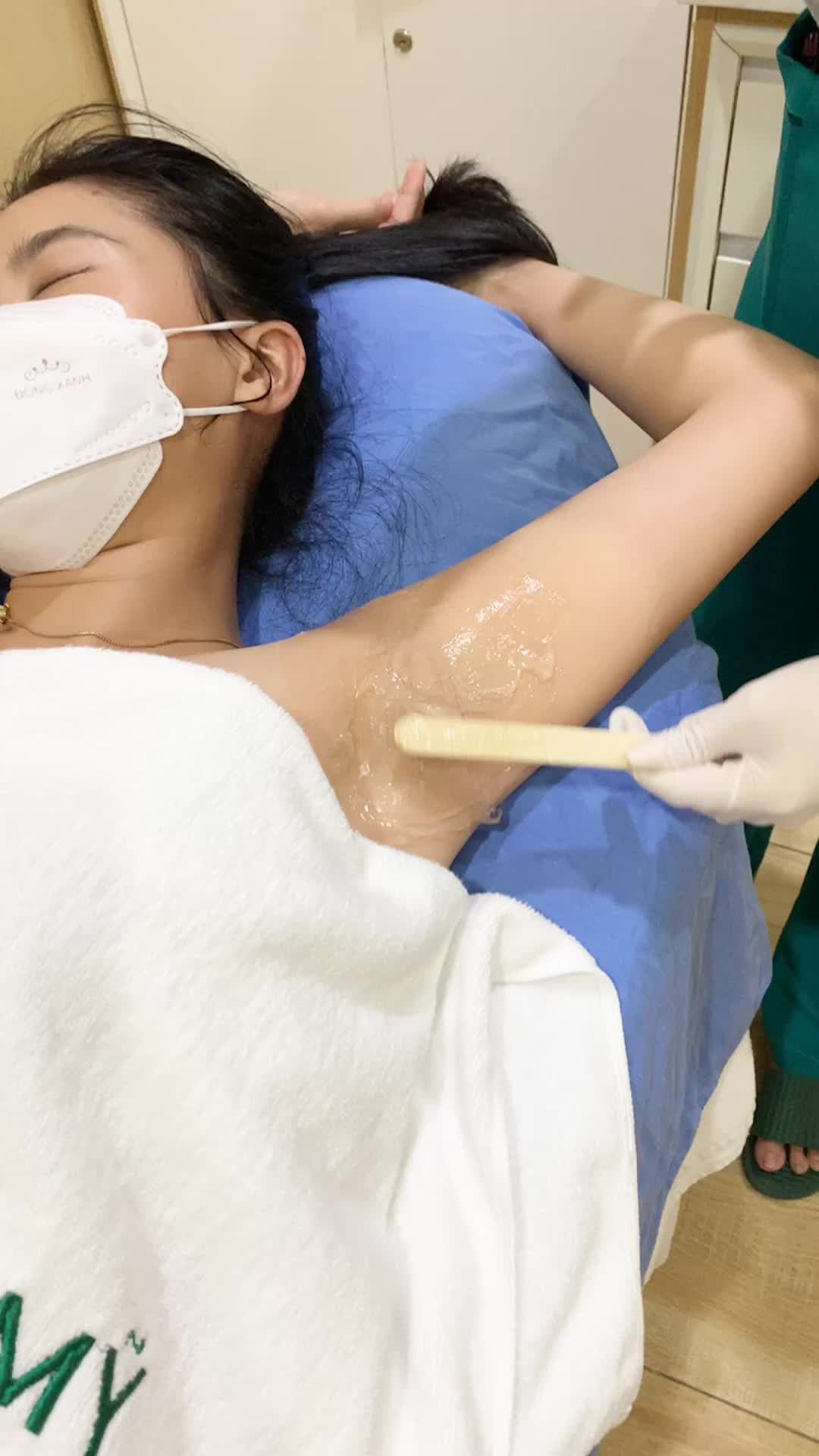 CẬN CẢNH QUÁ TRÌNH TRIỆT LÔNG TẬN GỐC TẠI ĐÔNG Á