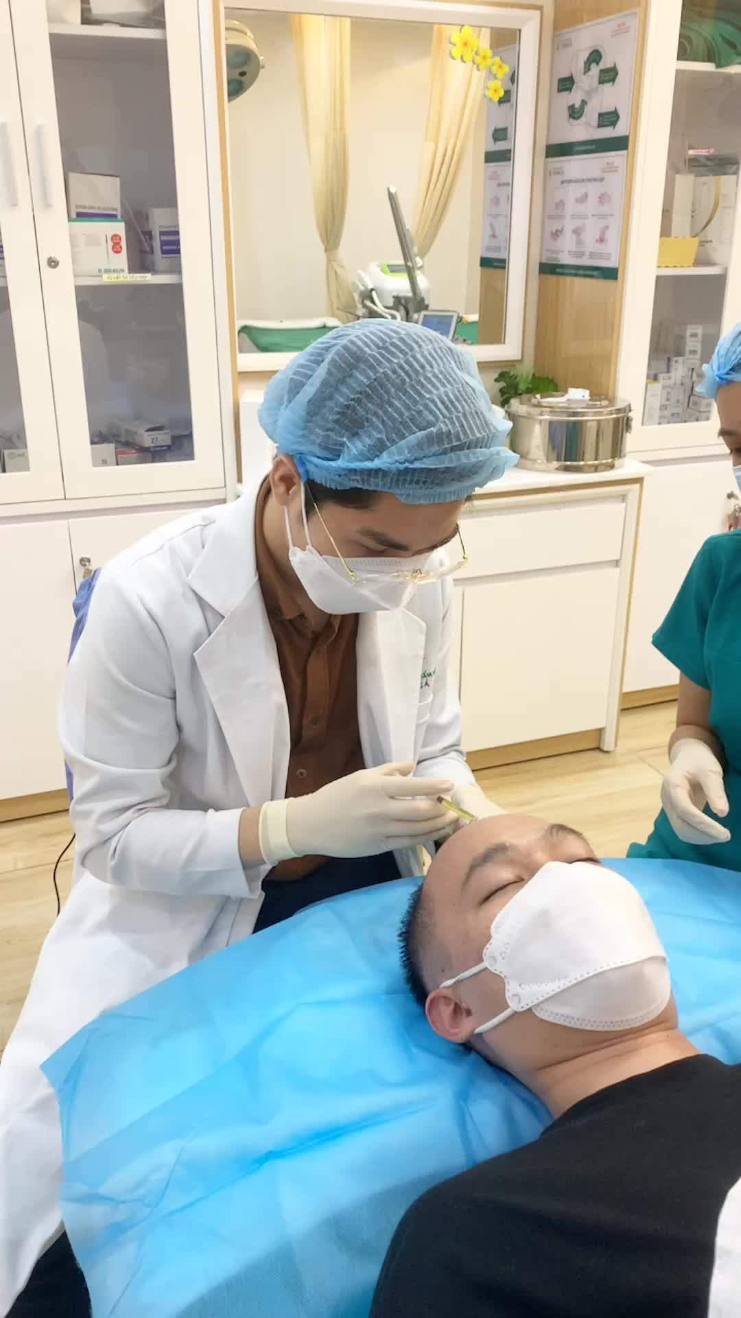 Quá trình điều trị rụng tóc bằng công ở nghệ biohair tại bệnh viện thẫm Mỹ Đông Á