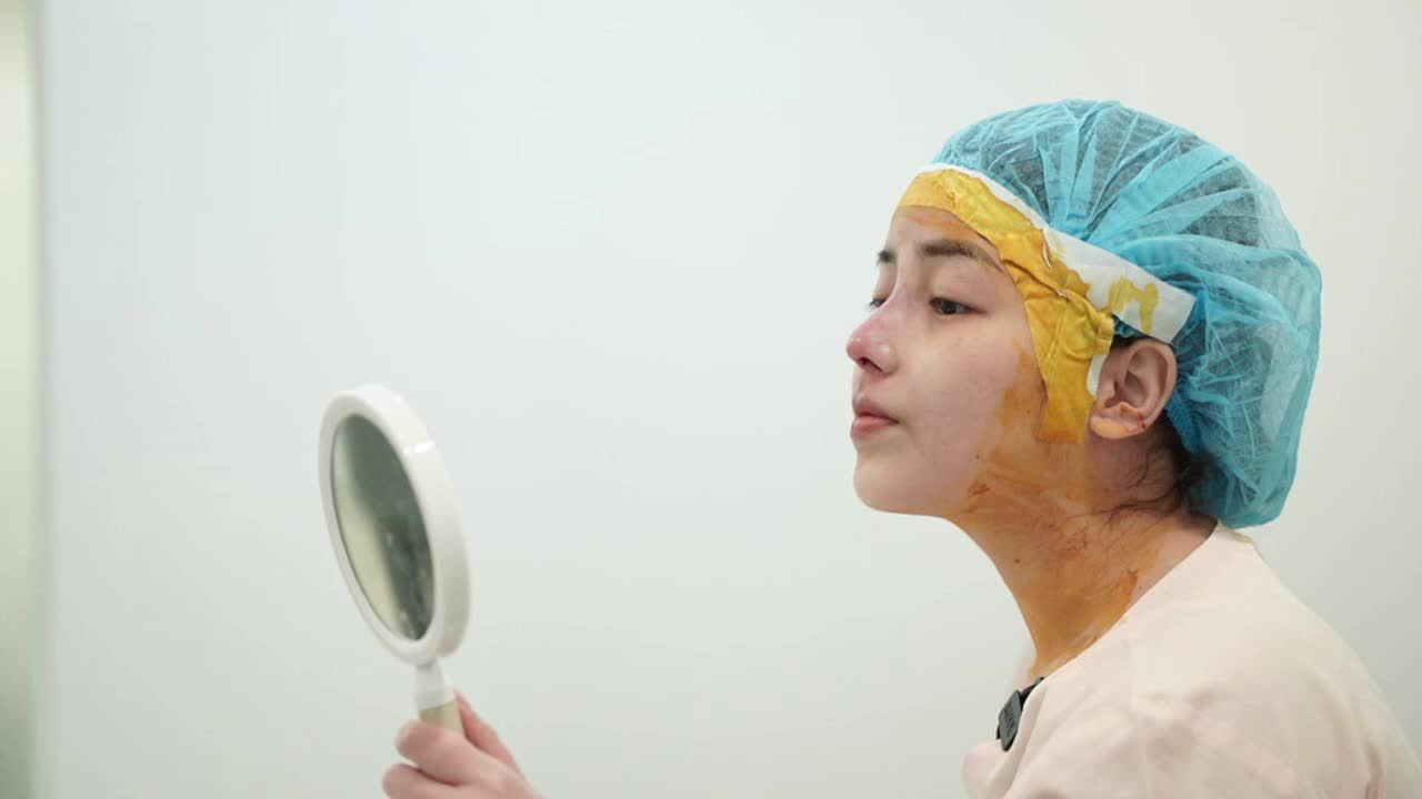 Tạo hình dáng mũi Sline nhẹ nhàng cho nàng sinh viên