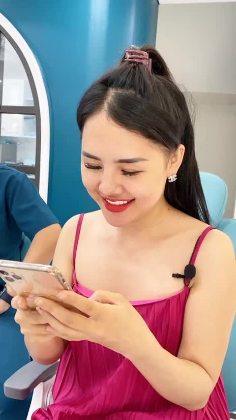 Chị Hương khẳng định Nếu Delia không mở cơ sở ở Thanh Hóa thì mình cũng sẽ ra Hà Nội để làm răng, vì quá hài lòng!