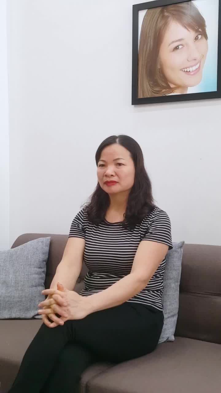 KHÁCH HÀNG SAU KHI THẨM MỸ XONG BỘ RĂNG SỨ CAO CẤP