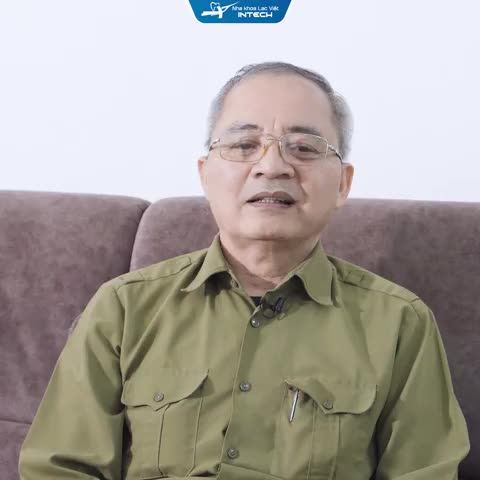 Khách hàng Trần Điền (67 tuổi) đến với Nha khoa Lạc Việt Intech trong tình trạng răng số 36, 37 bị gãy vỡ do sâu răng.