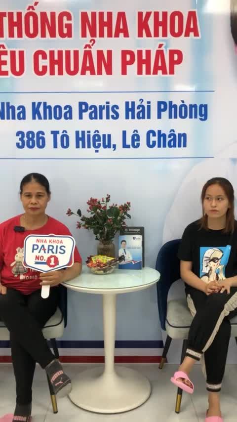 Phụ huynh khách hàng chỉnh nha mắc cài -Chi Nhánh Hải Phòng