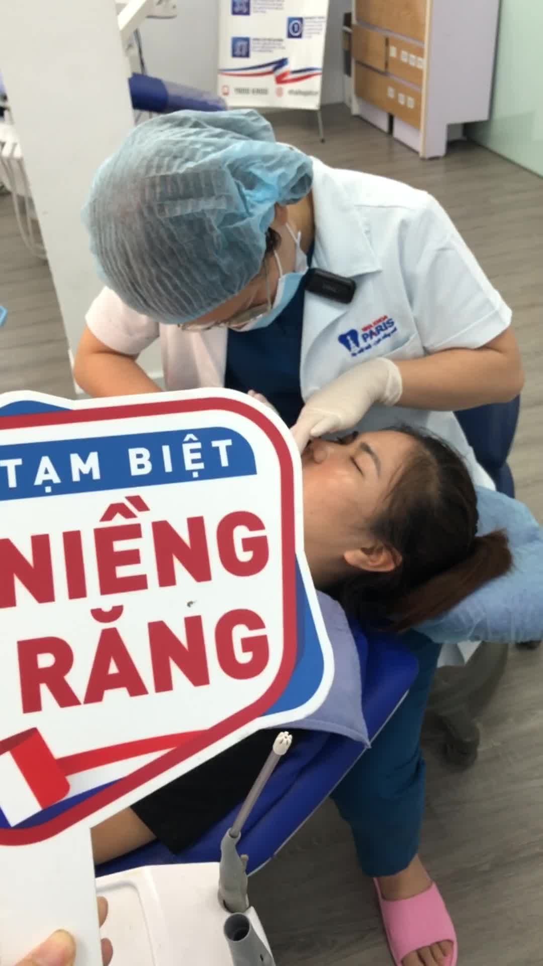 Tháo mắc cài sau 2 năm chỉnh nha tại Nha khoa Paris -Chi Nhánh Hải Phòng
