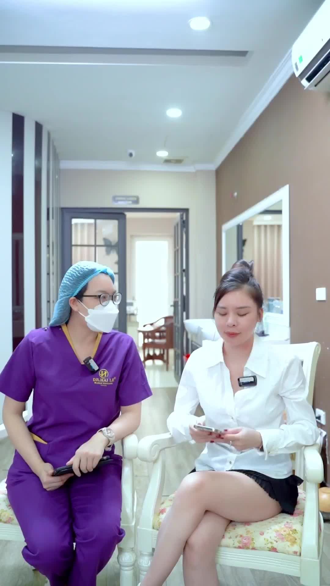 Rất là ưng và hài lòng sau 1 tháng thực hiện sửa mũi+ cắt mí dưới tại Dr.Hải Lê. Review từ chính người trong cuộc. ĐỪNG BỎ LỠ!