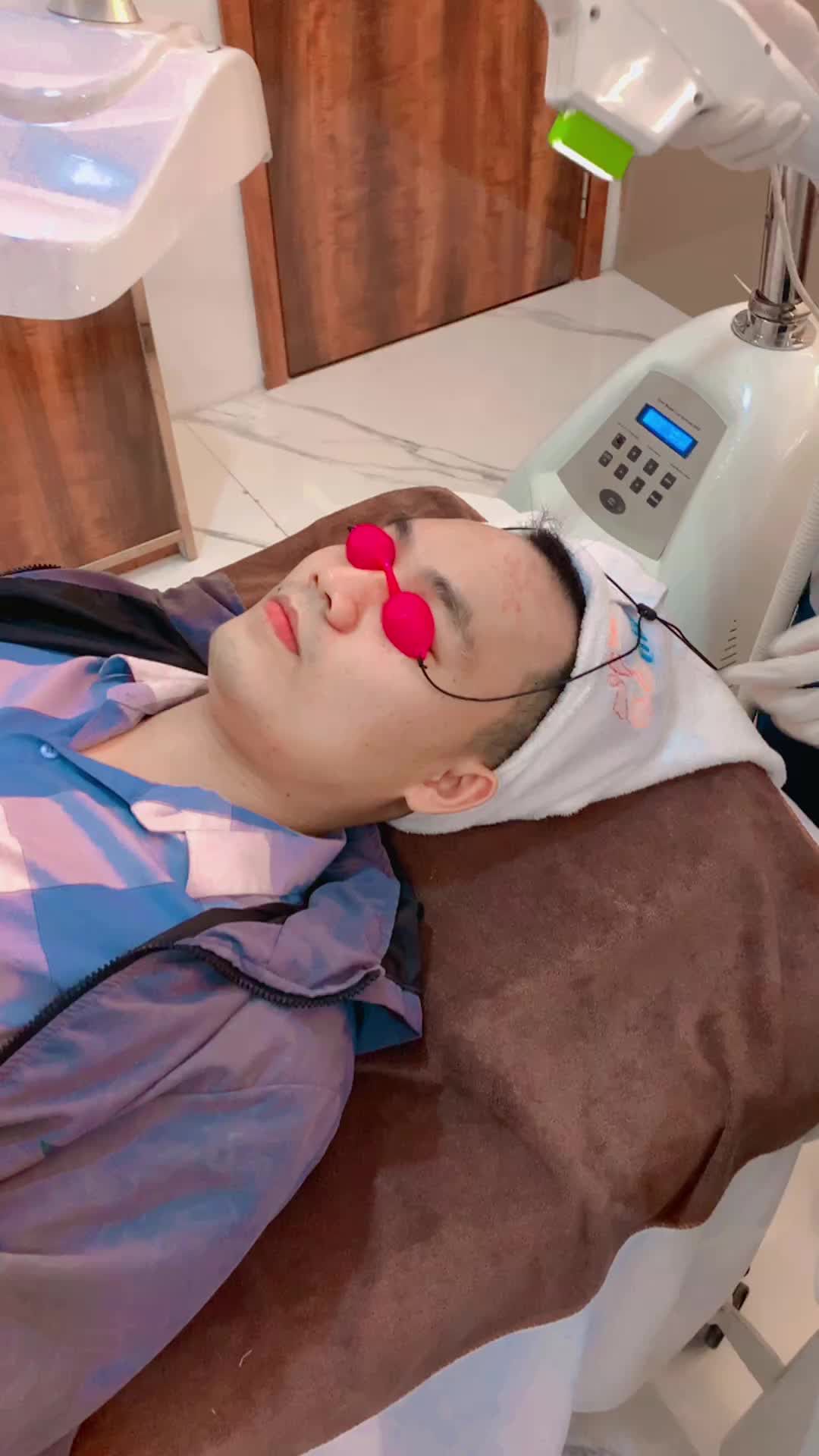 Trị mụn công nghệ De-acne Kangnam - Kết quả cực bất ngờ sau 5 buổi điều trị