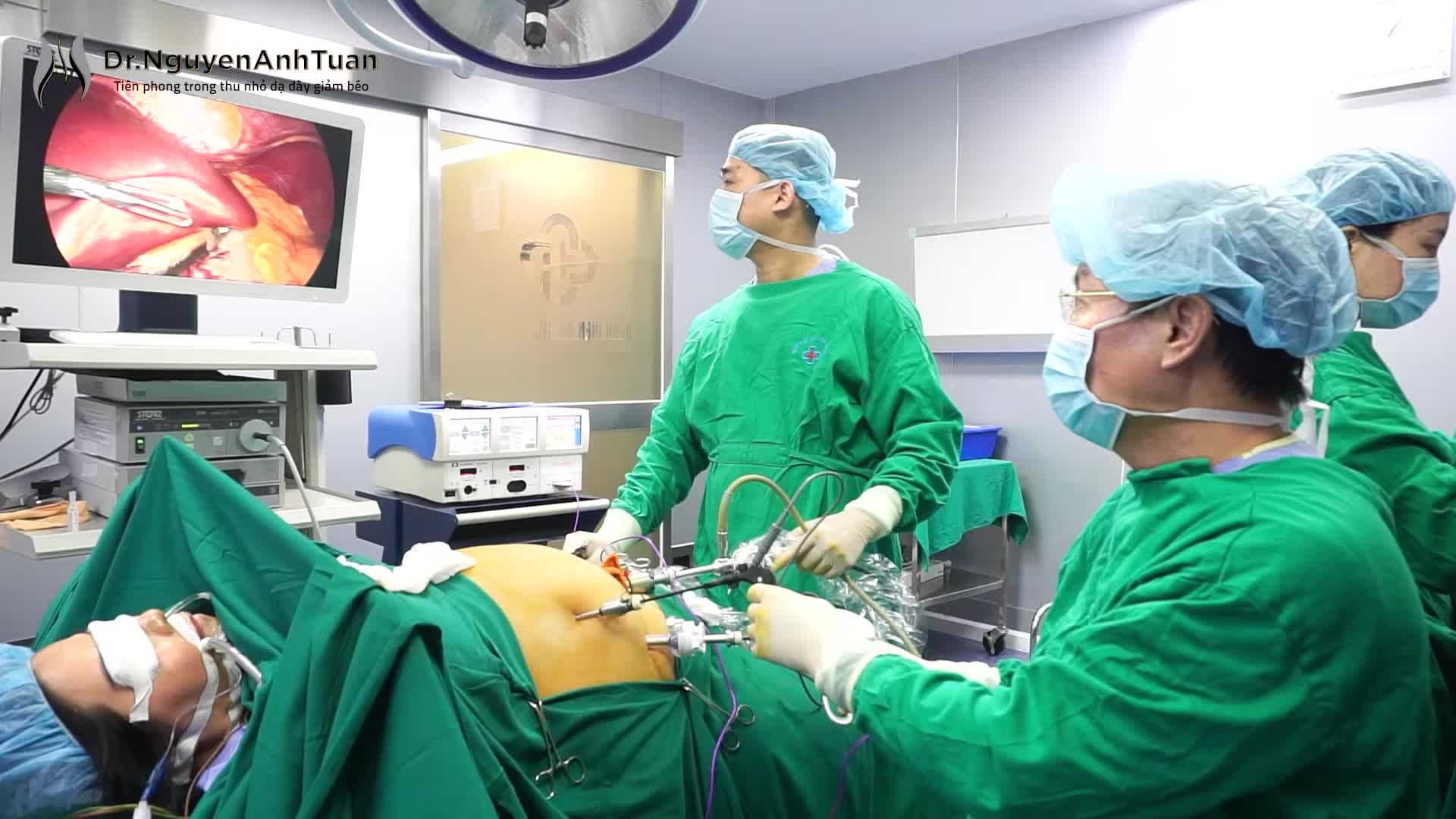 Từ Lâm Đồng xa xôi, nữ bệnh nhân 38 tuổi tìm đến Trung tâm điều trị béo phì Dr.Nguyen Anh Tuan với mong muốn thu nhỏ dạ dày giảm béo.