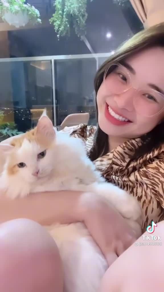 Cùng Tấm dõi theo hành trình sở hữu dáng mũi trong mơ của cô nàng Tiktoker Phan Ánh Ngọc nhé