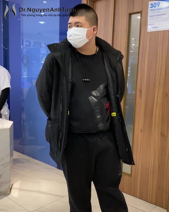 Giảm 27kg sau 5 tháng thu nhỏ dạ dày, chàng trai tích cực tập luyện tại Trung tâm điều trị béo phì Dr.Nguyen Anh Tuan.